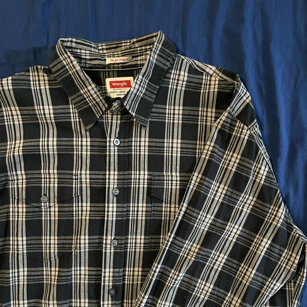 Long sleeve wrangler button up